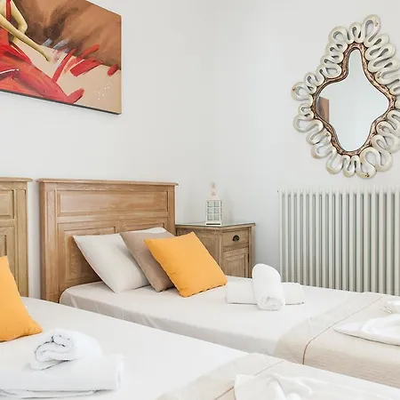 Panos Apartamento *